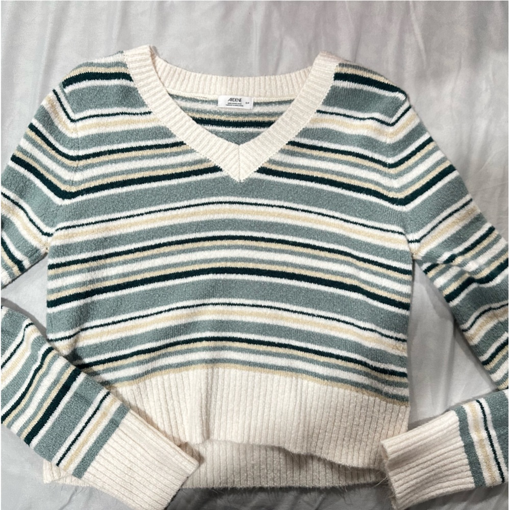 Striped Ribbed Cropped Sweater - Cream and Green
